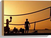 Hout - Silhouet van Gelukkig Familie op het Strand tijdens Volleybal - 40x30 cm - 9 mm dik - Foto op Hout (Met Ophangsysteem)