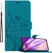 Cadorabo Hoesje geschikt voor Samsung Galaxy A72 4G / 5G in BLOEMEN BLAUW - Beschermhoes in bloemmotief met magnetische sluiting, standfunctie en kaartsleuven Book Case Cover Etui