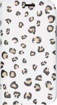 Design Softcase Booktype iPhone 11 hoesje - Panter