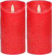 2x Rode LED kaarsen / stompkaarsen 15 cm - Luxe kaarsen op batterijen met bewegende vlam