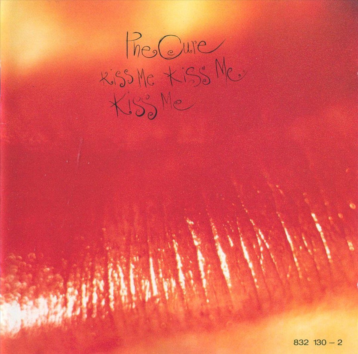 The Cure Kiss Me, Kiss Me, Kiss Me サイン入り The Cure - Kiss Me Kiss Me Kiss Me (2 CD), The Cure | Muziek