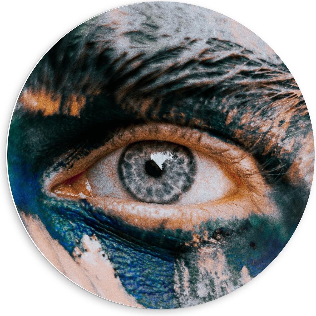 Forex Wandcirkel - Blauw Oog met Blauwe Verf - 60x60cm Foto op Wandcirkel (met ophangsysteem)
