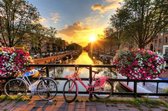 Fotobehang Fietsen tegen brugleuning in Amsterdam 350 x 260 cm - € 195