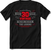 30 Jaar Legend -  kado T-Shirt Heren / Dames - Zilver / Rood - Perfect Verjaardag Cadeau Shirt - grappige Spreuken, Zinnen en Teksten. Maat M