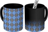 Magische Mok - Foto op Warmte Mokken - Koffiemok - Ruit - Blauw - Zwart - Geometrie - Patronen - Magic Mok - Beker - 350 ML - Theemok