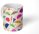 Mok - Koffiemok - Paraplu - Patronen - Regenboog - Mokken - 350 ML - Beker - Koffiemokken - Theemok