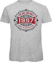 1957 The One And Only | Feest Kado T-Shirt Heren - Dames | Antraciet - Donker Rood | Perfect Verjaardag Cadeau Shirt | Grappige Spreuken - Zinnen - Teksten | Maat M