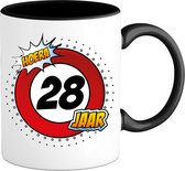 28 Jaar Verkeersbord Mok met tekst | Grappig Verjaardag Beker Cadeau | Bedrukte Koffie en Thee Mokken | Zwart | 330 ML