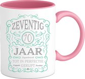 70 Jaar Legendarische Gebrouwen Mok met tekst | Aqua - Zilver | Grappig Verjaardag Beker Cadeau | Bedrukte Mokken | Roze | 330 ML