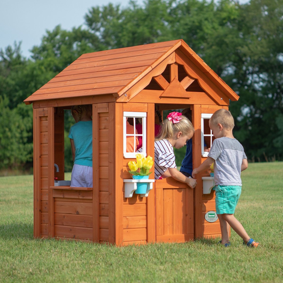 Backyard Discovery Timberlake Speelhuis in Bruin - Houten Speelhuisje met Speelkeuken, Telefoon en meer accessoires - Speelhuis voor de tuin / buiten — afbeelding 2