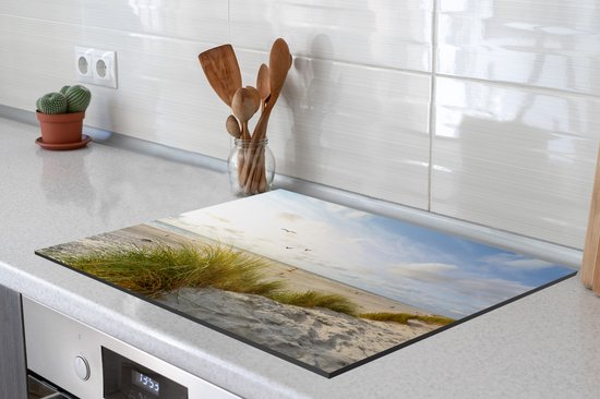 KitchenYeah® Inductie beschermer 59x51 cm - Strand - Zee - Vogels - Kookplaataccessoires - Afdekplaat voor kookplaat - Inductiebeschermer - Inductiemat - Inductieplaat mat