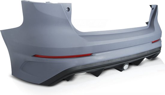Grijze Ford Focus MK3 hatchback achterbumper, met diffuser.