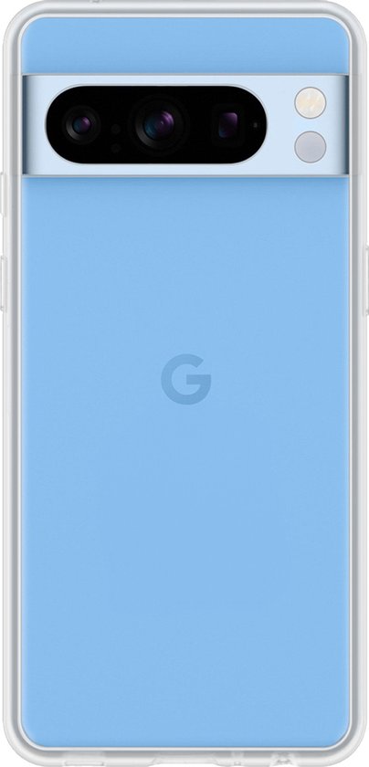 Lichtblauwe, flexibele siliconen hoes voor Google Pixel 8 Pro, met transparante randen en het 'G' logo op de achterkant.