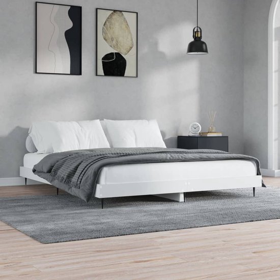 The Living Store Cadre de lit en bois ouvré blanc 180x200 cm - Lit | bol