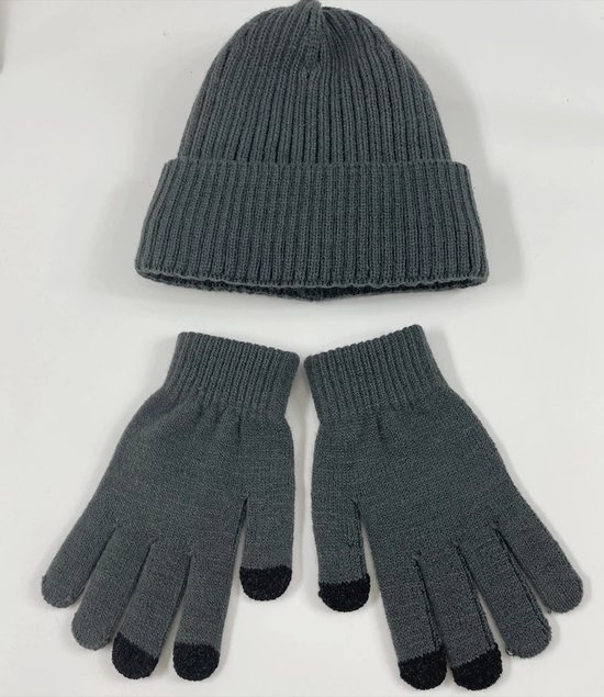 Écharpe, gants, bonnet garçon en solde