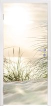 Deurposter strand - Natuur - Zomer - Deursticker - Fotobehang deur - Deur decoratie - Sticker zelfklevend - Kamer decoratie - 80x205 cm - Toilet - Badkamer - Woonkamer