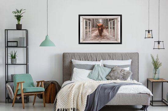 Affiche avec cadre Transparent - Highlander écossais - Fenêtre - 90x60 cm