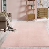 Vloerkleed voor woonkamer of slaapkamer in roze 240x340 cm | Modern en zacht kortpolig tapijt | Rechthoekig | Antislip onderkant | Wasbaar tot 30 Graden | Rug for bedroom or living room | RELAX kleed by The Carpet