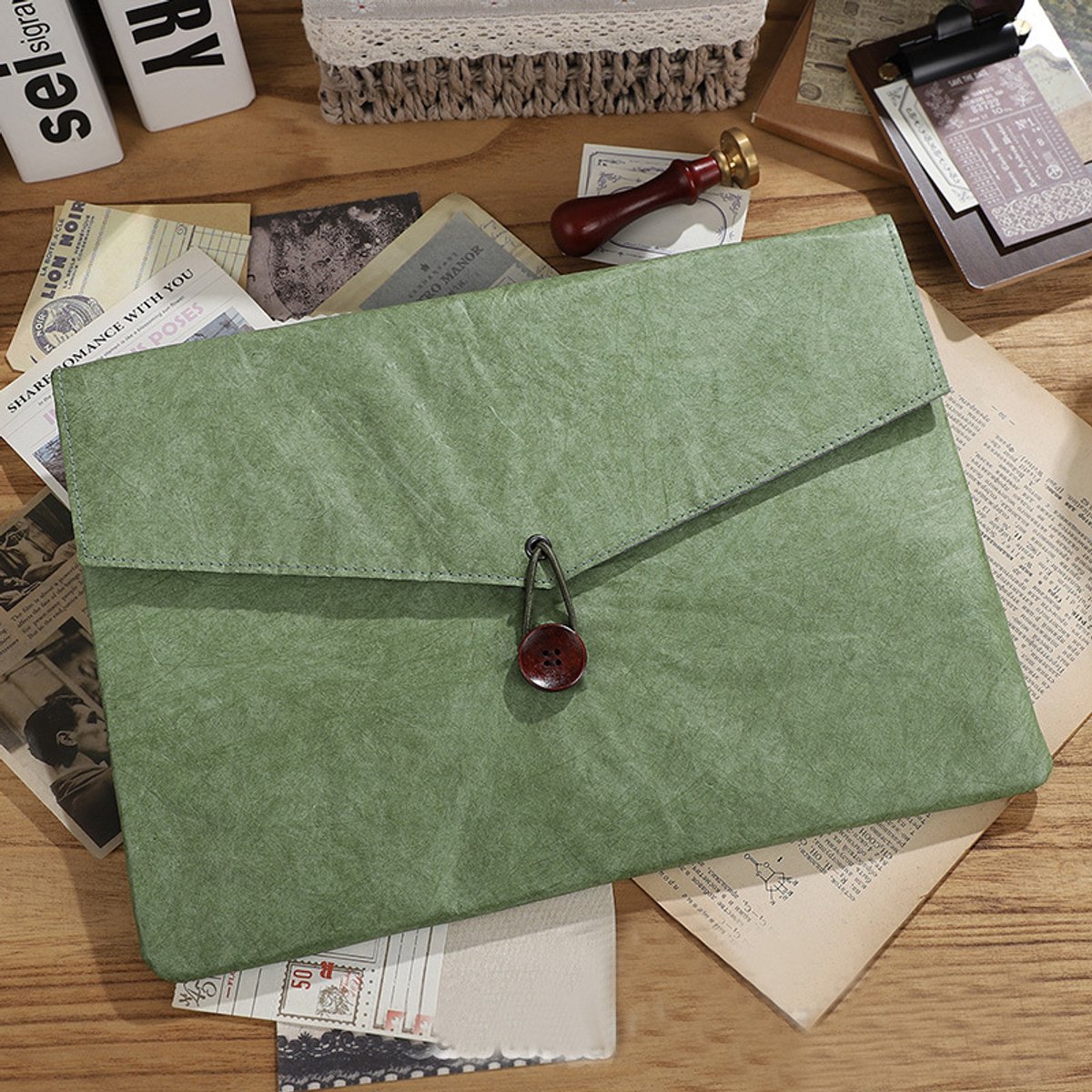 Groen 14 inch tablet hoes - vintage envelop beschermhoes met knoopsluiting