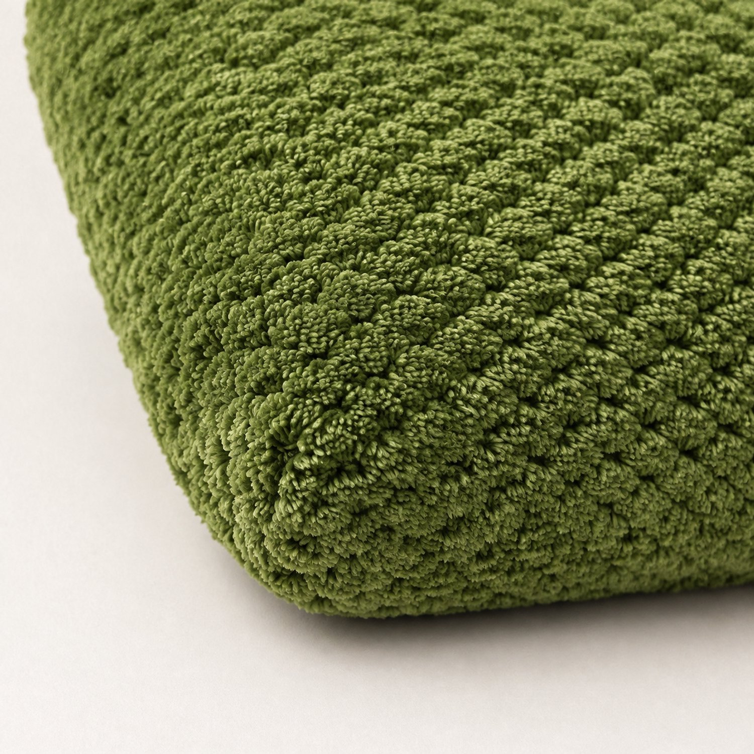 SWGOTA Legergroene flanellen deken 100 x 150 cm, effen met wafelstructuur, verpakt met lint en kaart