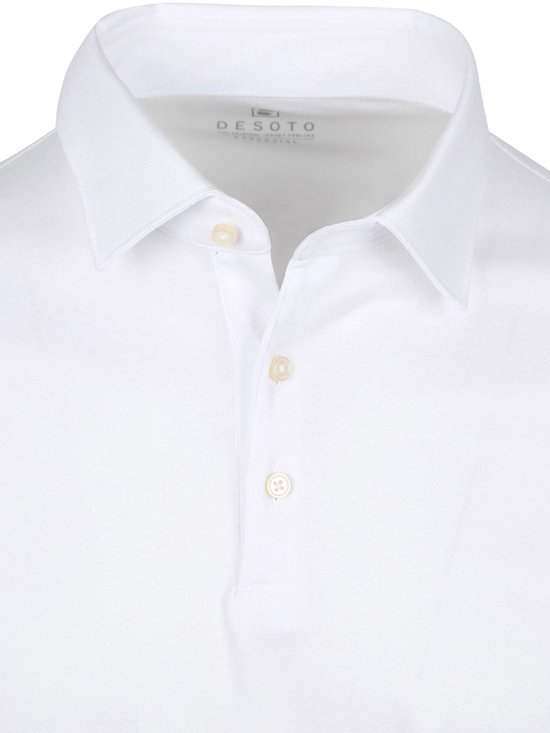 Witte longsleeve poloshirt met kraag en knopen, met merklabel 'DESOTO' zichtbaar.