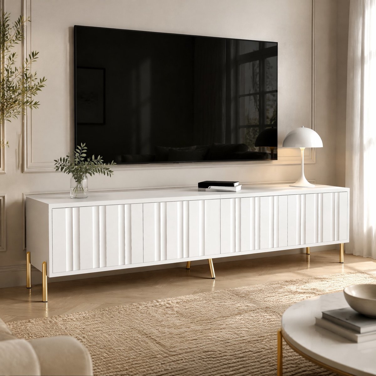 WUVRIE TV-meubel 190 x 38 x 48 cm - 4 geribbelde deuren en gouden poten - Wit