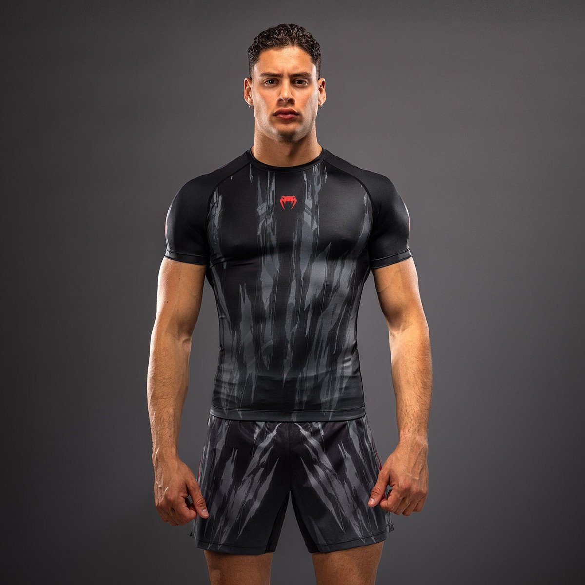 Venum Demon Rashguard Korte Mouwen – Black/Grey | Voor MMA, Kickboksen & Muay Thai - M