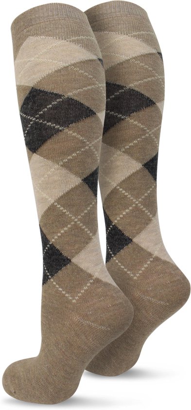 Bruine kniekousen met een ruitjespatroon in beige en donkerbruin.
