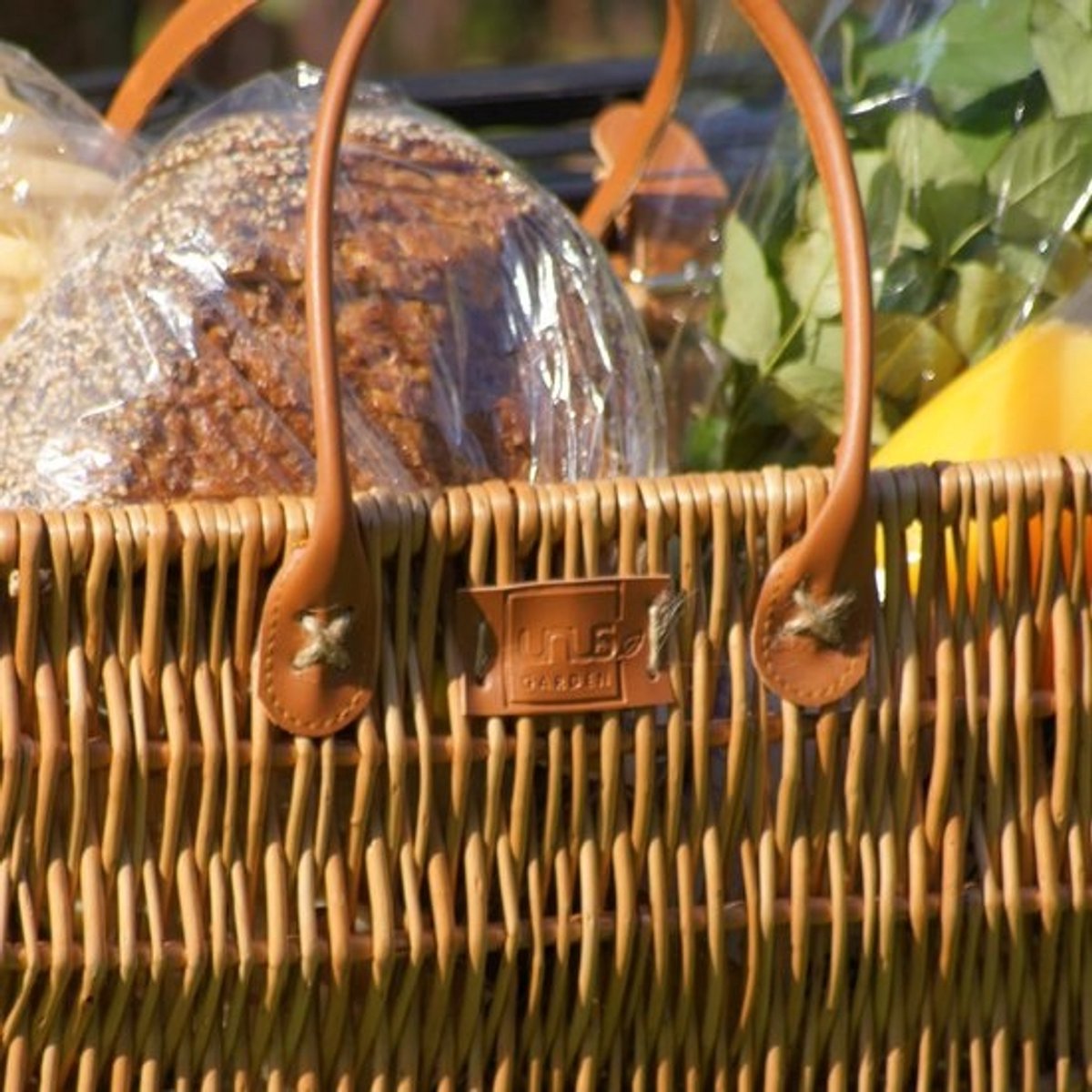 Rieten fietsmand - Natuurlijke mand - Voor boodschappen - Robuuste leren riemen - 40 x 20 x 20 cm - Bruin