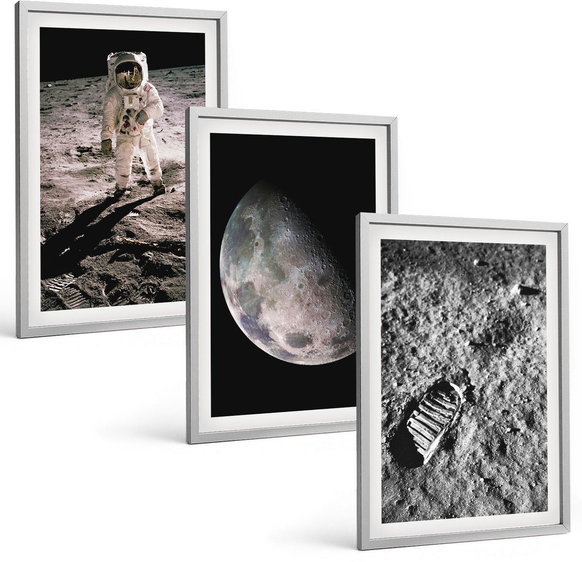 Coloray 3-Delige Schilderij Set - Foto'S Van Astronautenvoetafdrukken Op De Maan - 40 x 60 cm - Muurdecoratie - Schilderijen Set - Woonkamer