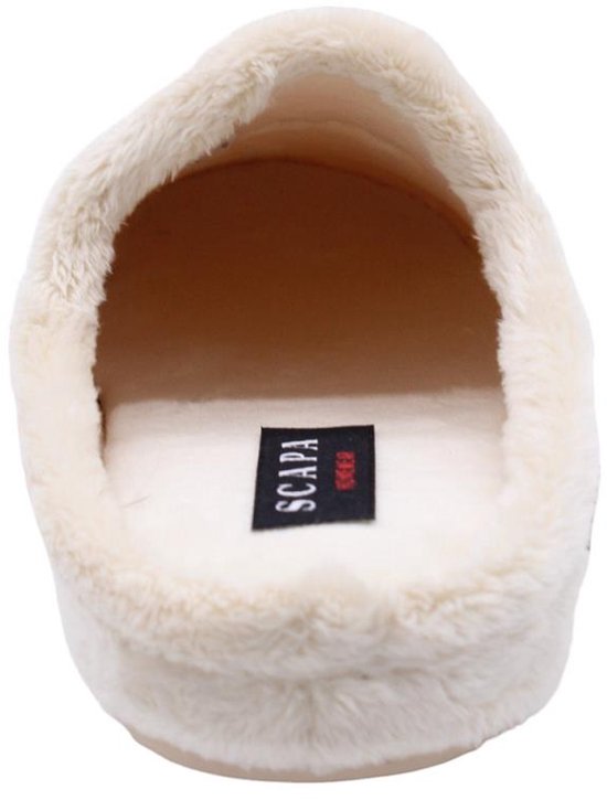 Binnenkant van de zachte, crèmekleurige pantoffel met zwart Scapa-label op de zool.