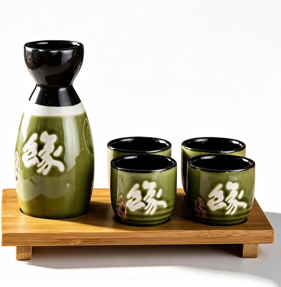 Sake Set: Keramisch Onderglazuur 1 Karaf 4 Bekers Traditioneel Sake Servies, Puntige Schenktuit Kersenbloesem Sake Set, Porseleinen Sake Servies