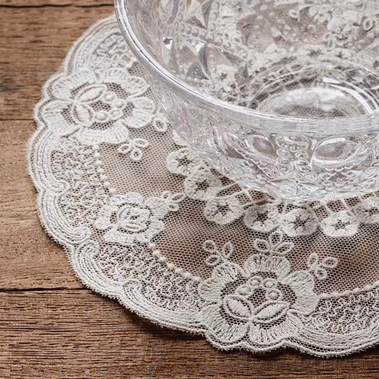 2 stuks Retro Franse kant placemats, prachtige bloemen geborduurde ronde tafelkleden Onderzetters Vaasmat voor huisdecoratie (roomwit, Diameter 27 cm) — afbeelding 5