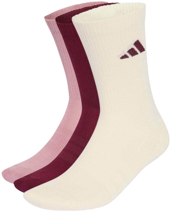 Drie crèmekleurige, roze en bordeauxrode sportsokken met Adidas logo.