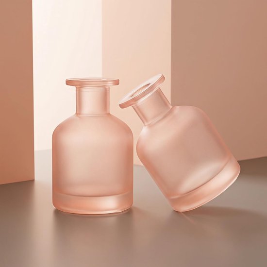 2 Stuks Matte Roze Diffuser Flessen Lege Refillbare Aromatherapie Vaten voor Essentiële Oliën Stijlvolle Cilindrische Geurverspreiders voor Thuis Kantoor — afbeelding 4