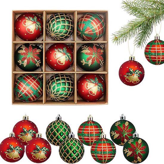 Set van negen rood-groene kerstballen met glitters, klokjes- en stermotieven in een geschenkdoos.