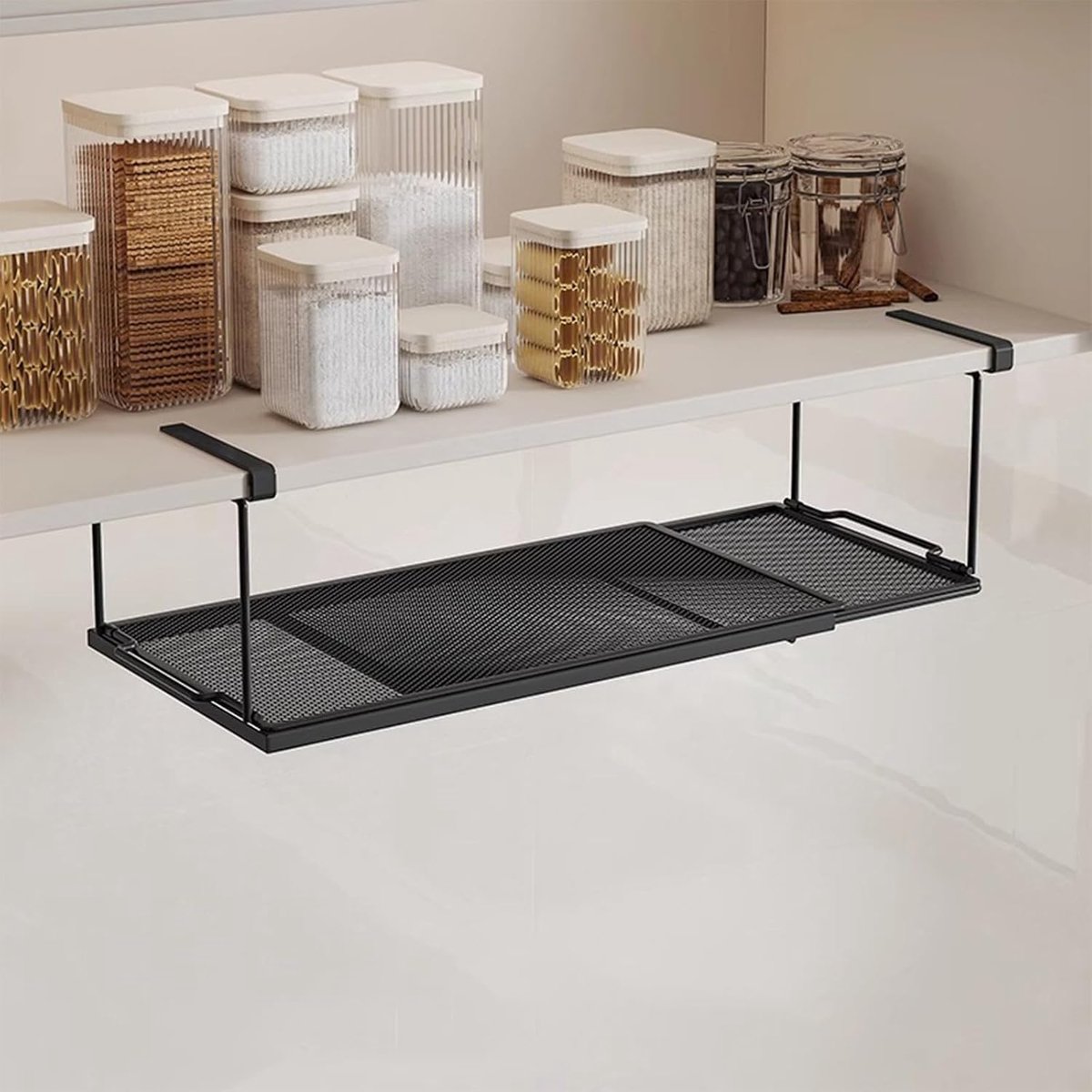 Opbergmand onder plank, metalen opbergmand om op te hangen, rek onder het bureau voor keuken, kast, schoenenbank, serviesorganizer