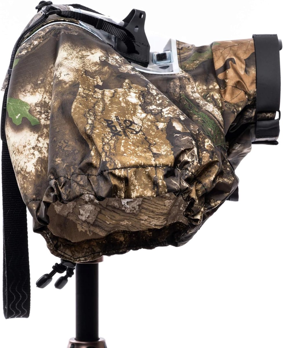 Think Tank. - Hydrophobia D 24-70 V3 RealTree APX - Camera rain cover - ShopVlot