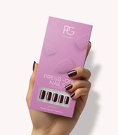 Pink Gellac Press On Nails - 332 Sangria Red - Square Medium Plaknagels - 30 Press On Nagels Met Lijm, 30 Plakstickers, Cleaner Wipe, Nagelvijl, Woodstick en Size Matcher - Snel Aan Te Brengen Plak Nagels - Voor 7-14 Dagen Mooie Nagels