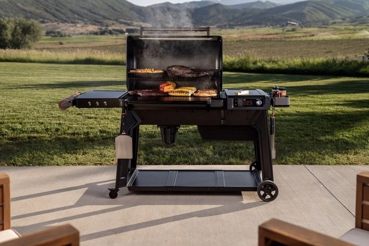 Traeger Woodridge Pro - Pellet Barbecue with WiFIRE
