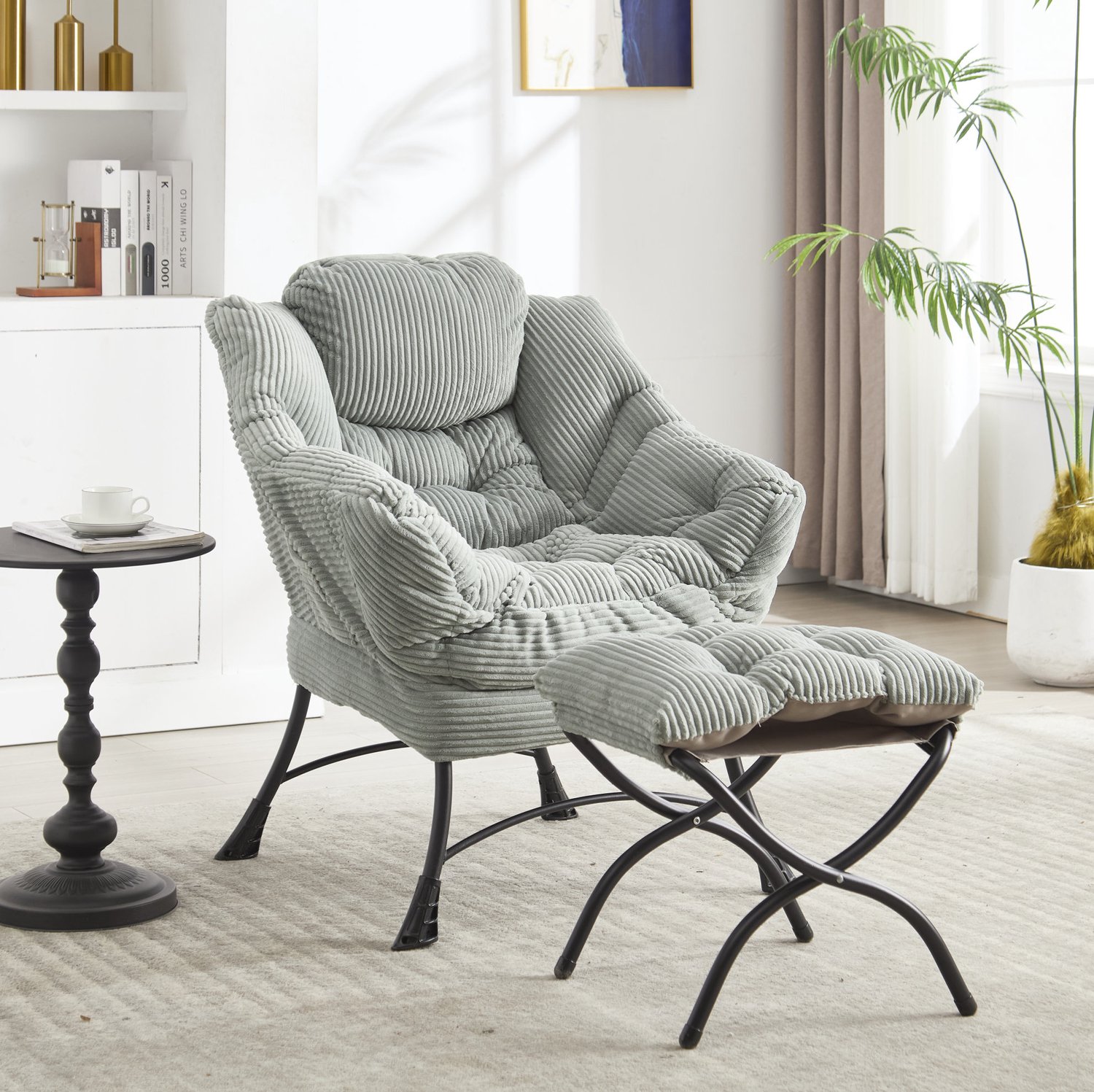 CHICFURN Fauteuil - Met hocker - Met armleuningen - Lichtgroen