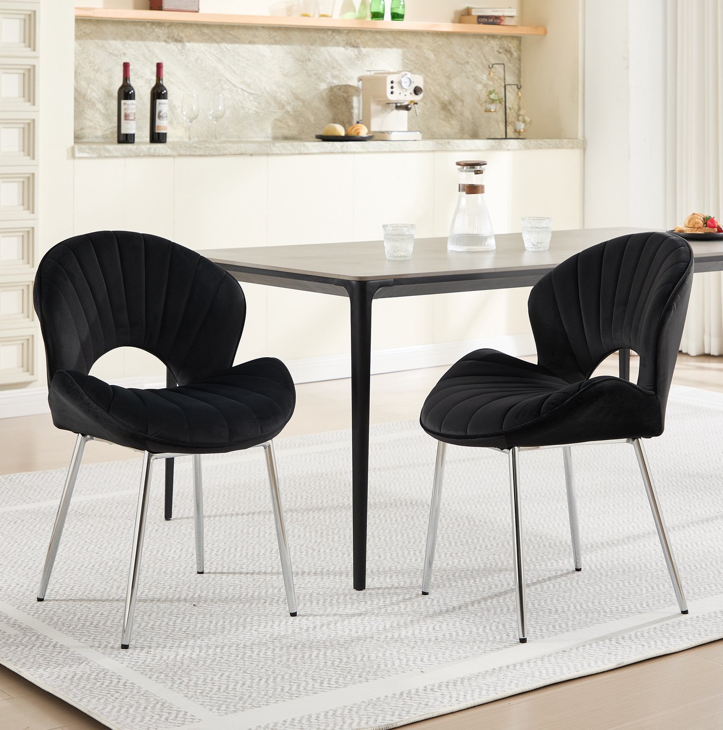 CHICFURN Eetkamerstoel - Velvet - Metalen poten - Zwart