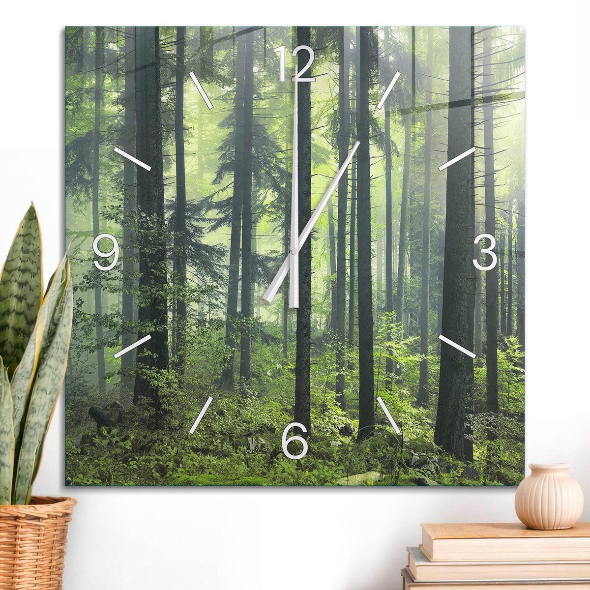 ArtPrintCave Groene Glazen Klok - 60x60 cm - Wandklok Vierkant - Groen Bos Stille Wandklok - Landschappen Wandklok Keuken - Witte Klokwijzers
