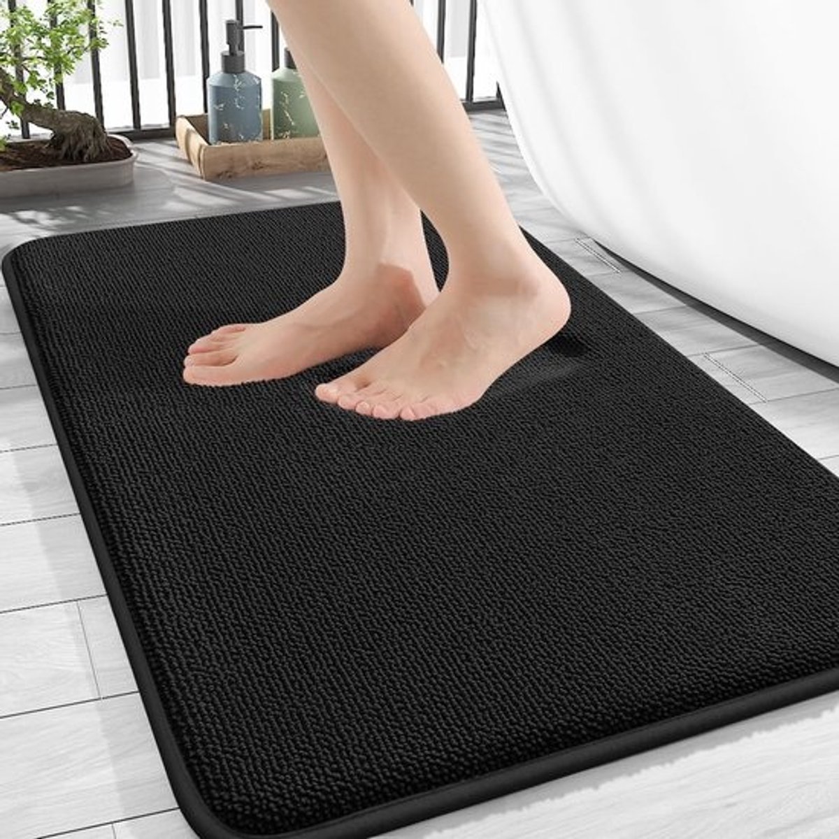 Zachte Traagschuim Badkamertapijt - Antislip en Wasbaar - 40 x 60 cm, Zwart