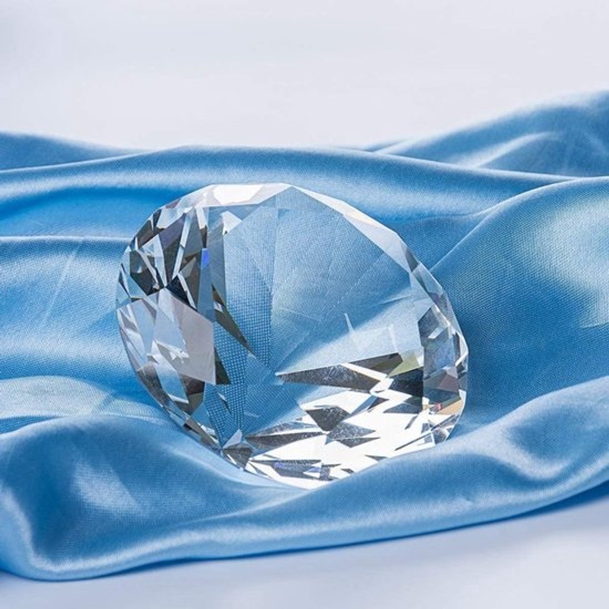 Kristal Diamant Papiergewicht - Papierklem Kristal - Bureau Decoratie - Onberispelijk Helder Glas - 80 mm Breed - Transparant