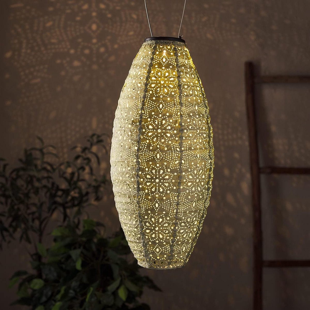 LED Solar Lantaarn - Hanglamp Tuin - Sfeervolle Verlichting - Automatische Schemersensor -