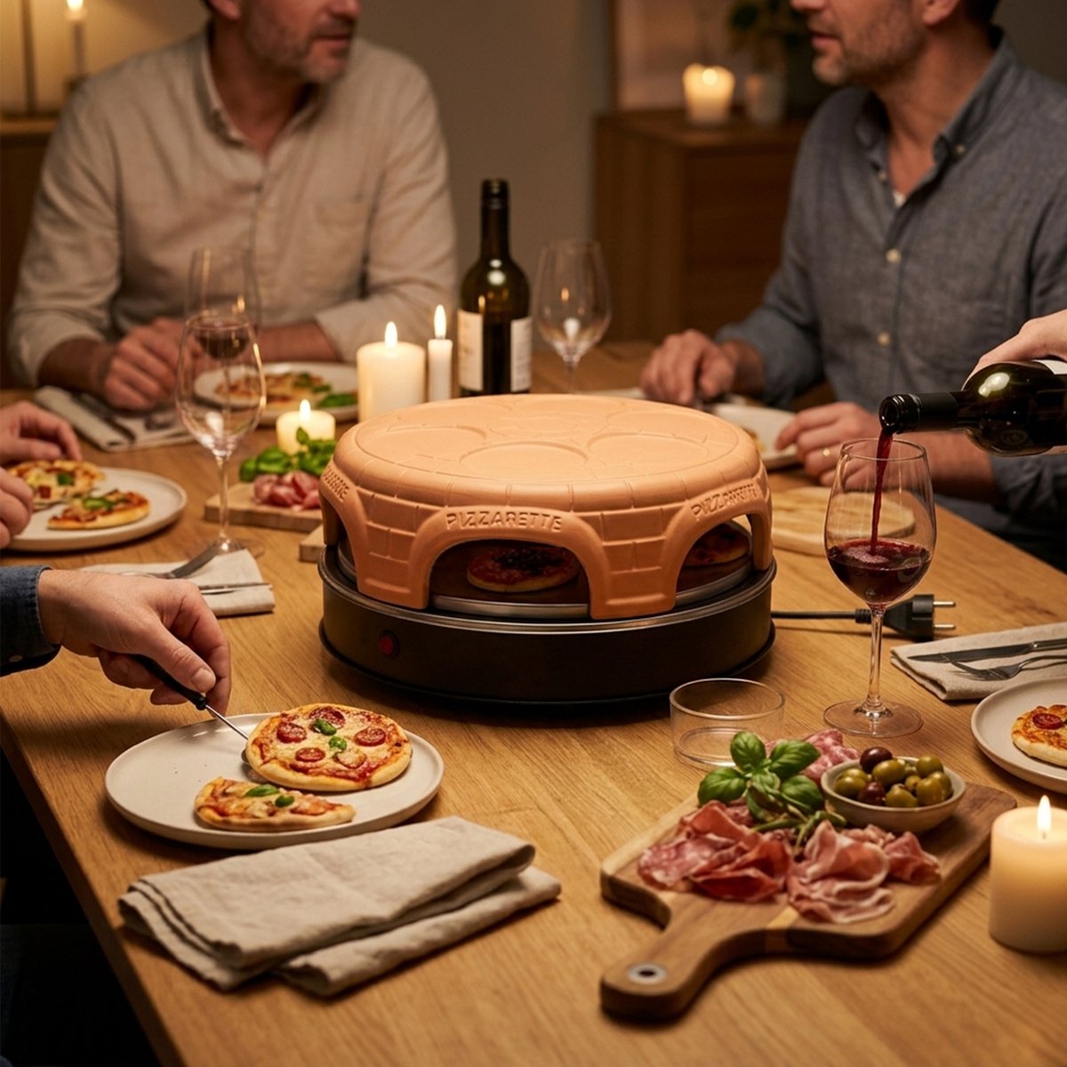 Emerio Pizzarette Origineel - 6 Persoons Pizza Oven - Handgemaakte Terracotta Koepel - 6 Geïsoleerde Bakspatels - RVS Bakplaat - Gourmetstel - PO-115848.1 1500W – foto 7
