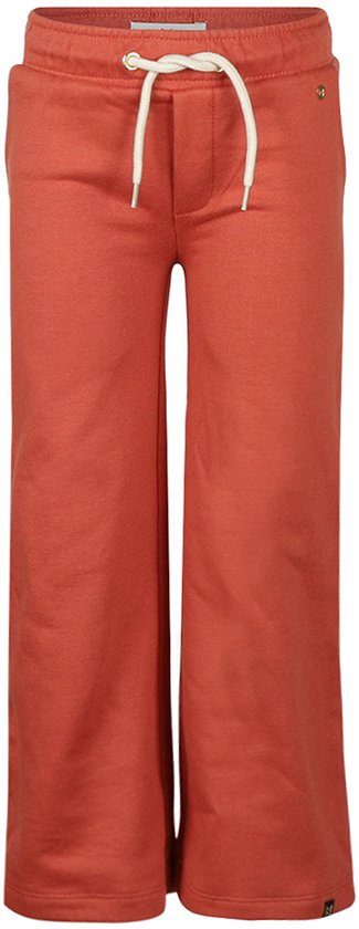 Oranjerode broek met wijde pijpen, trekkoord in de taille en een kleine logopatch.