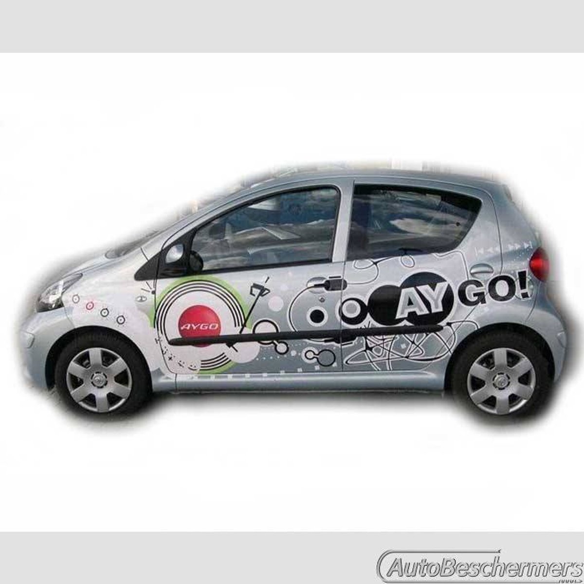 Stootlijsten set zwart voor Toyota Aygo 5-deurs 05.2005-06.2014. De stootstrips zijn zelfklevend. Set a 4 stuks (#0002)