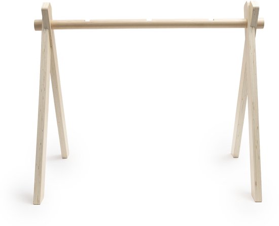 Houten babygym met twee A-vormige poten en een dwarsligger. Jollein logo subtiel op de dwarsligger.